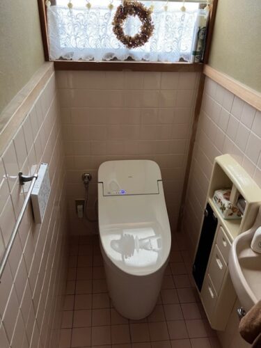 福知山市　トイレリフォーム～ローシルエットなお掃除らくらくトイレに交換～